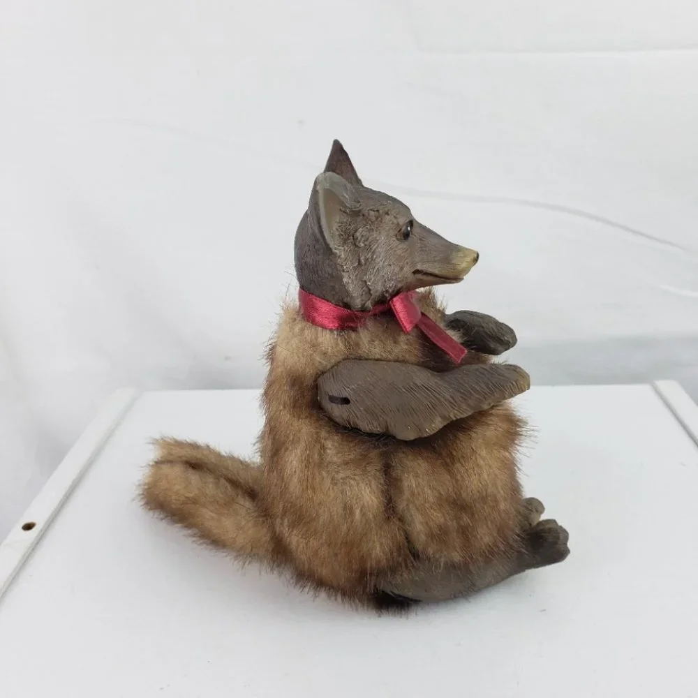 N/A fox figure